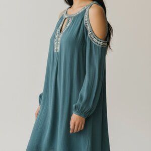 Time and Tru Long Sleeve Cold Shoulder Dress-Size XXL-Above Knee-Round Collar